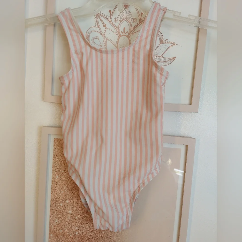 🎁 10/$25-Old Navy toddler baby swim, size 4T, pink and white stripe